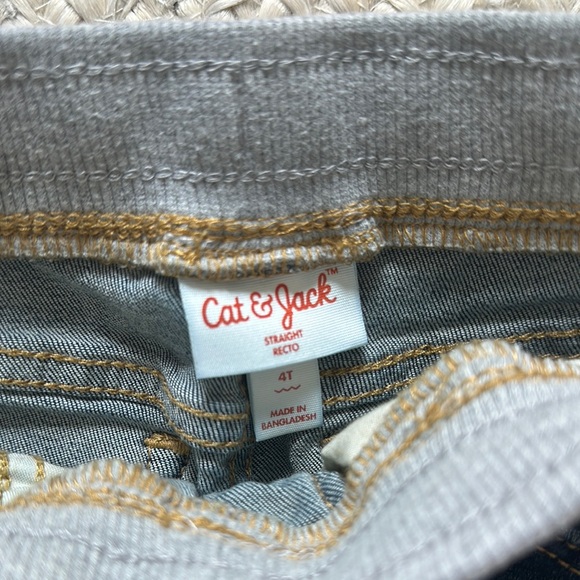 Cat & Jack Boys 4T jeans and khaki shorts bundle - Picture 7 of 8